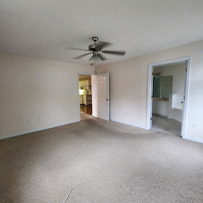 Photo - 1720 Renwick Dr