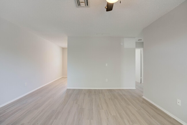 Photo - 6590 Jupiter Gardens Blvd Unit D