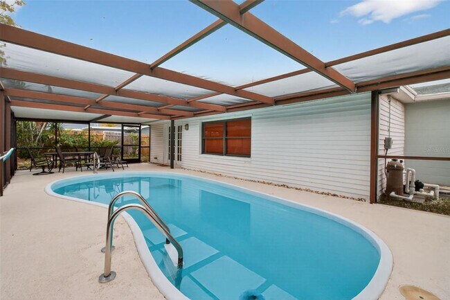 Photo - 3214 Huntington Rd