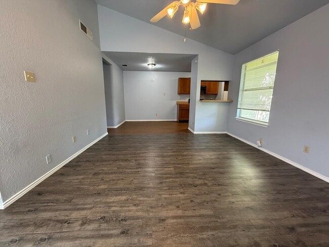 Photo - 1200 Orchard Park Cir