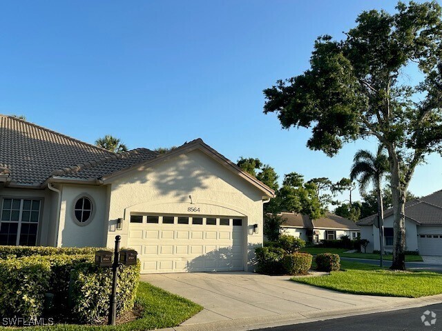 Building Photo - 8564 Fairway Bend Dr Rental