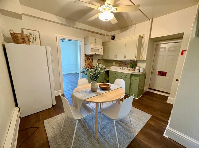 Photo - 1369 W Market St Unit 3rd Floor