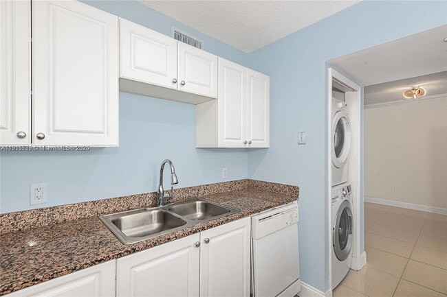 Photo - 7800 Collins Ave Unit 303