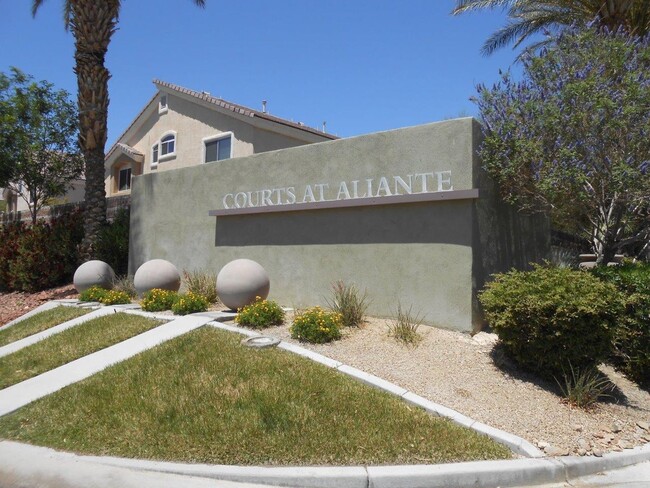 Beautiful Spacious Townhome in Gated Commu... - Beautiful Spacious Townhome in Gated Commu...