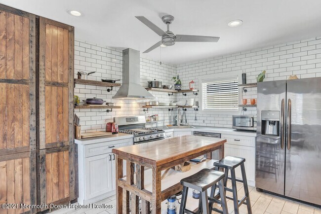 Photo - 903 Ocean Ave N Unit 1