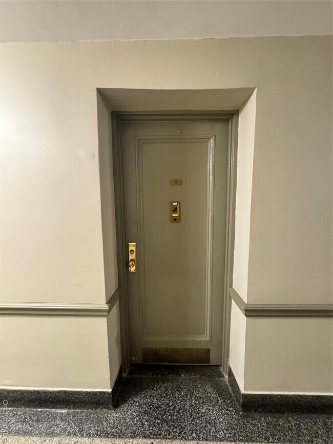 Photo - 555 Broadway Unit 1J