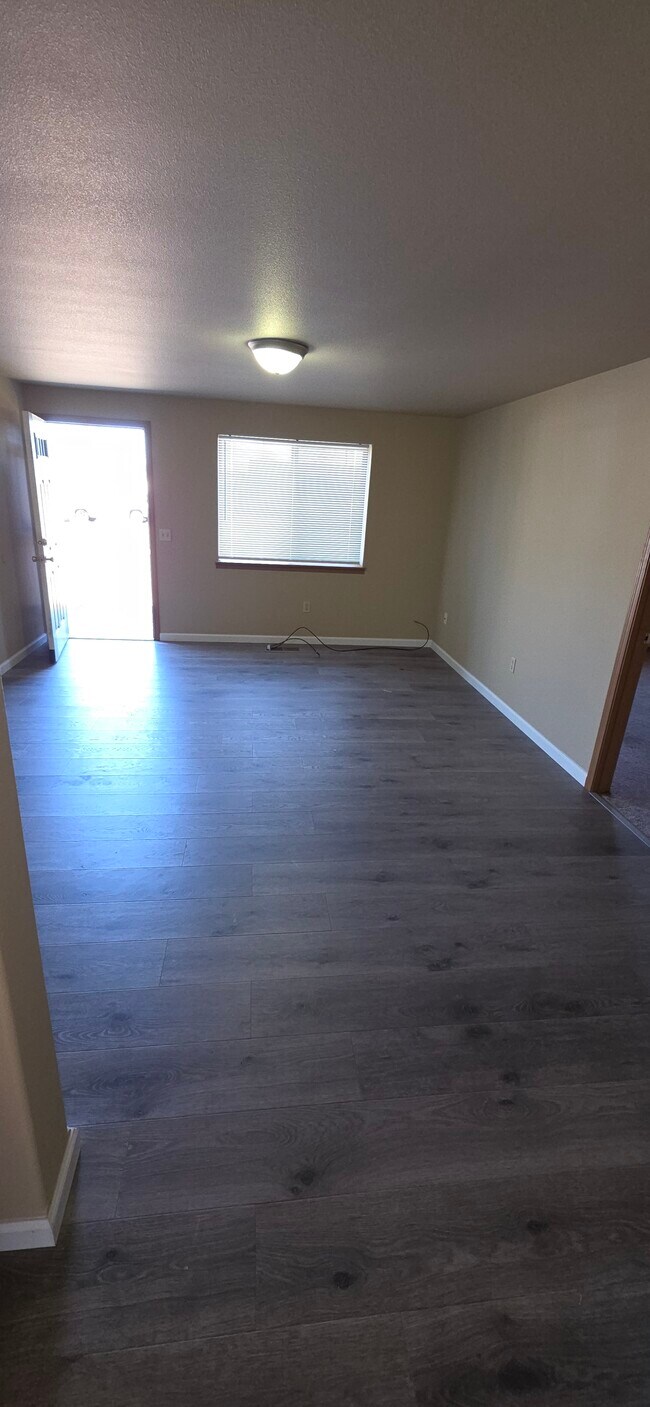 Photo - NE Timberlake Unit 115-201