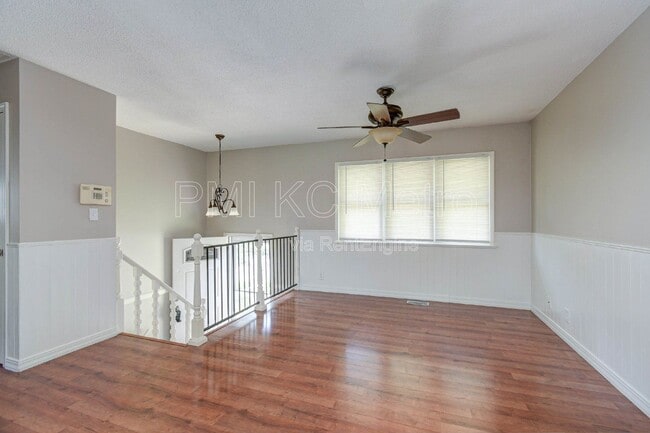 Photo - 18410 Shoshone Dr