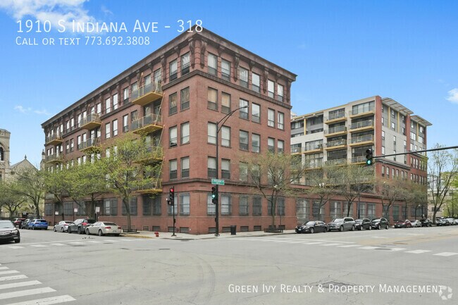 Building Photo - 1910 S Indiana Ave Unit 318 Rental
