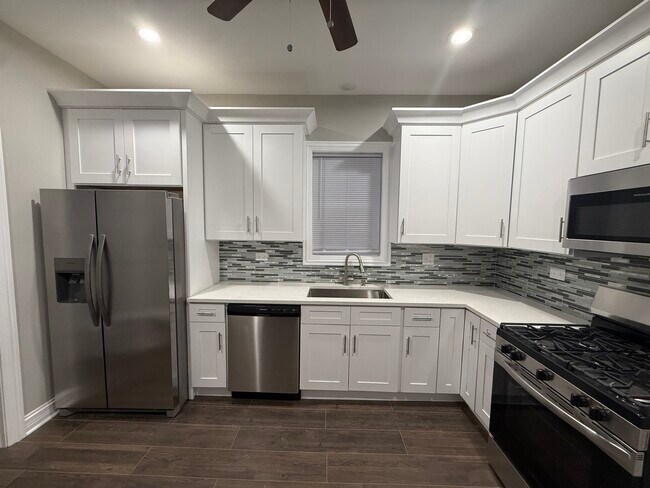 Photo - 8509 S Brandon Ave