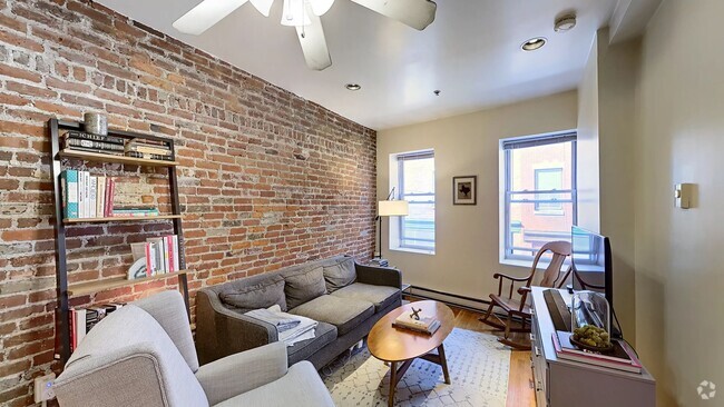 Building Photo - Super cute North End 2 bed with exposed br... Rental