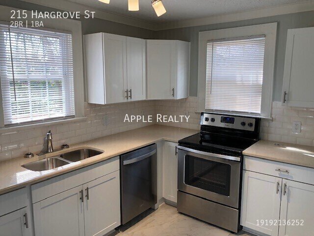 215 Hargrove St