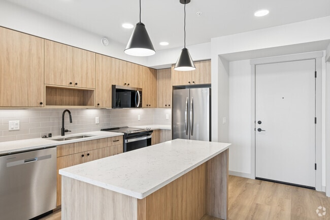 2BR, 2BA - 1,052SF - Kitchen - Madrona