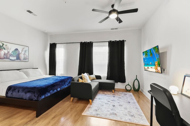 Building Photo - 2317 W Grace St Unit ID1312493P Rental