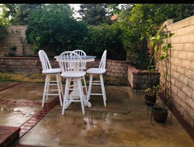 Photo - 2034 Riverbirch Dr