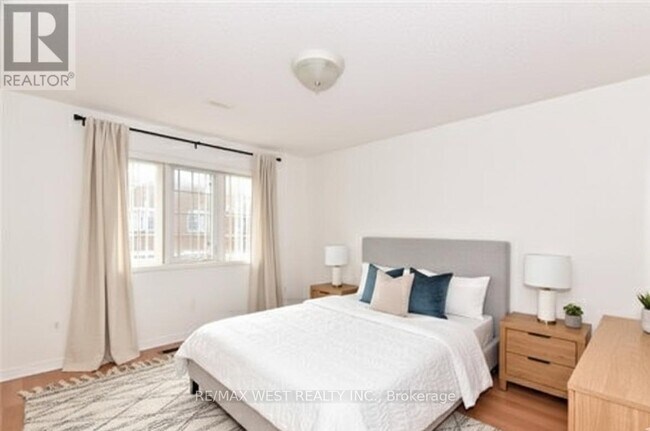 Photo - 180 Brickworks Ln Unité 2