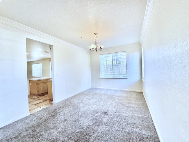 Photo - 1207 Silverton Way
