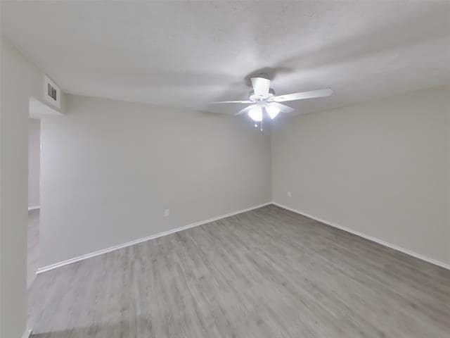 Photo - 3221 Edgebrook Dr