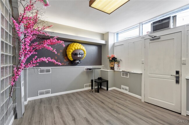 Photo - 2030 Erie Blvd E