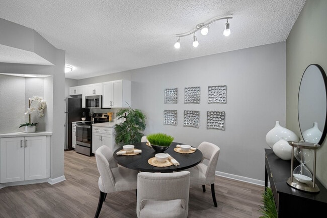 Photo - Solara At Wellington