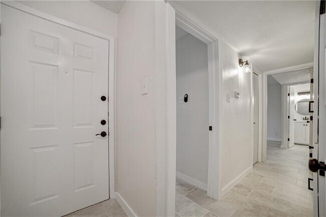 Photo - 2600 Penny Ln Condo Unit 118
