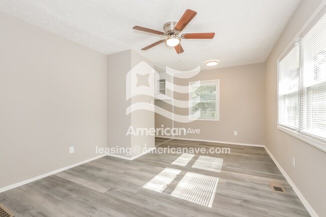 Photo - 2908 Margaret Dr