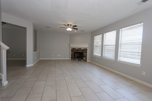Photo - 13518 Sherman Oaks Dr