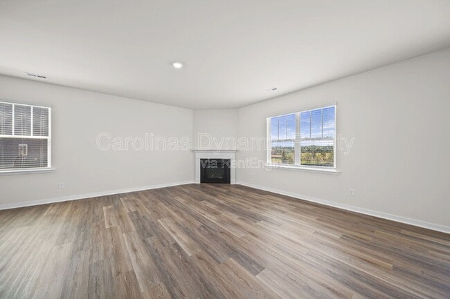 Photo - 500 Blackpool Ct