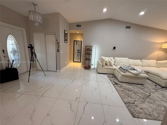 Photo - 20888 Sugarloaf Ln