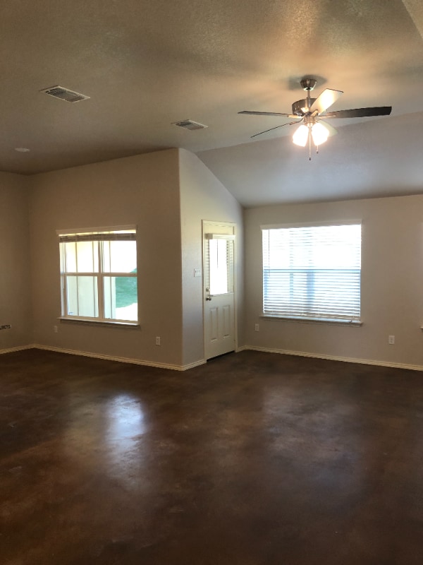 Photo - 201 Fawn Ridge Dr