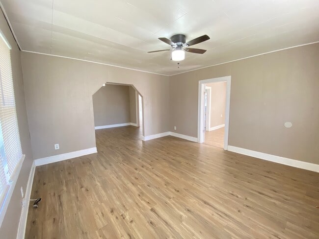 Photo - 1345 SW 27th St