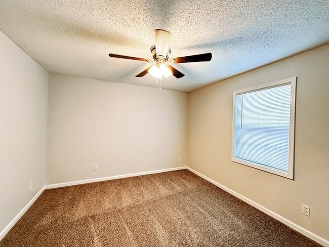 Photo - 108 Ballygar St Unidad E