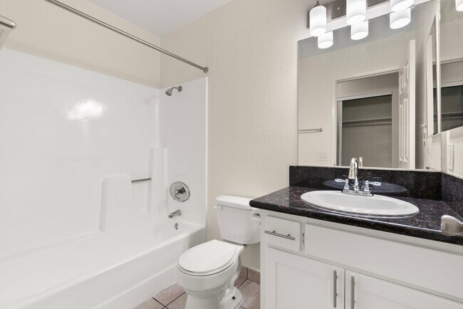 Photo - Melrose Manor Apartments - Riverside, CA