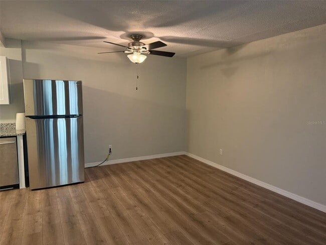 Photo - 6519 W Newberry Rd Unit 905