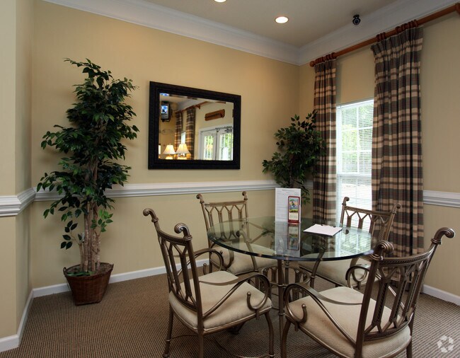 Blackthorn Apartments of Greensboro Browns Summit, NC