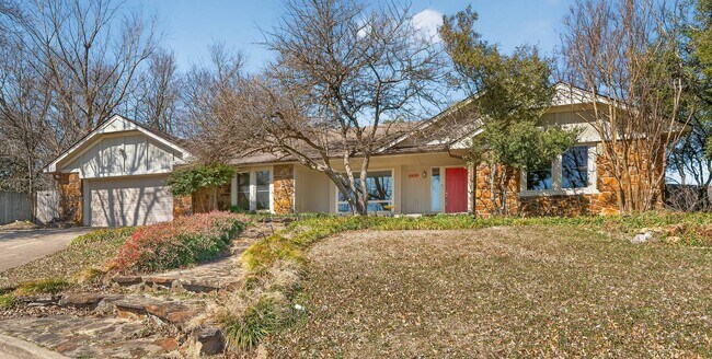 Photo - 1910 W 4th St S