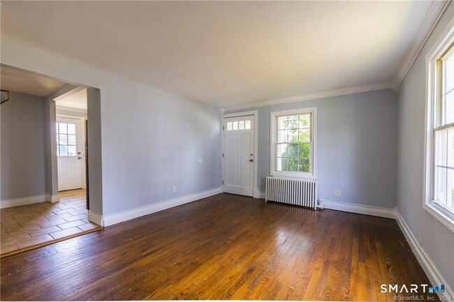 Photo - 480 Ezra St