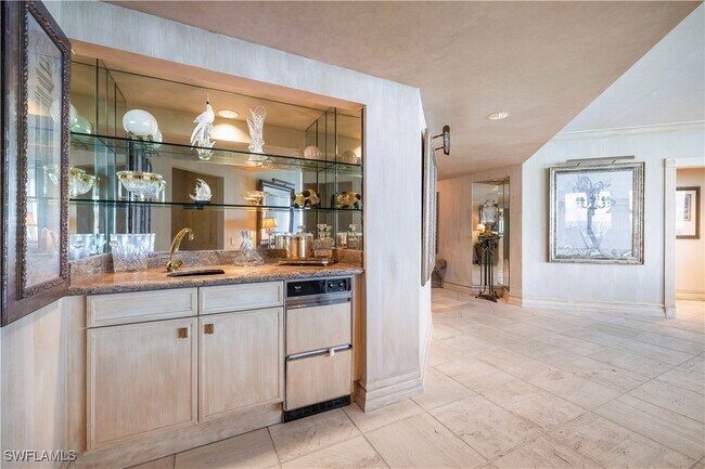 Photo - 8231 Bay Colony Dr Unit 1604