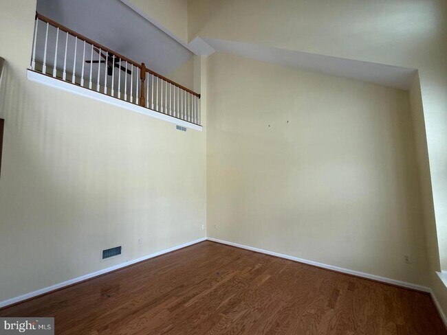 Photo - 28492 Woods Dr