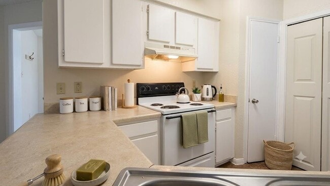 Photo - 1703 Horseshoe Cir