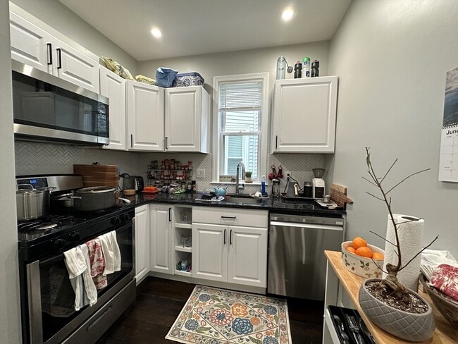 Photo - 11 Priesing St Unit 2