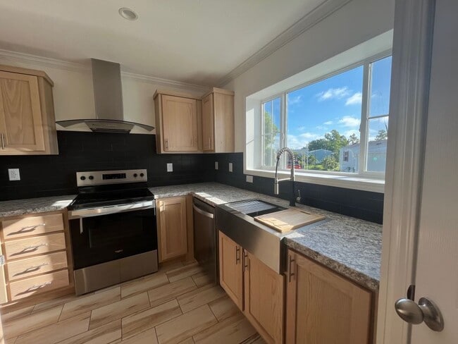 Photo - 118 Leopard Ln