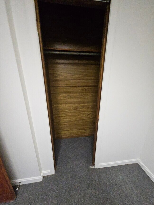 Photo - 145 Quailwood Pky