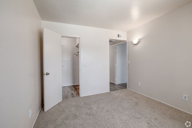 Photo - Santuario Apartments