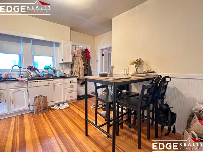 Photo - 2 Corinne Rd Unit 1