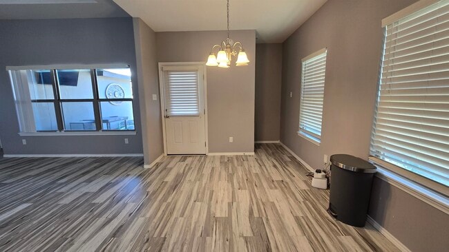 2708 Taurus Ln