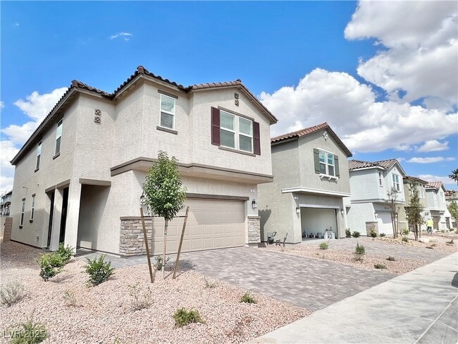Photo - 7012 Sylmar Ave Casa