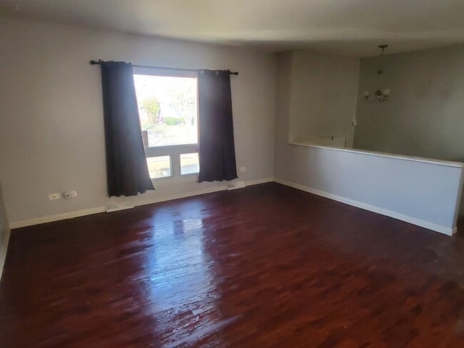 Photo - 450 E Mulberry Ct