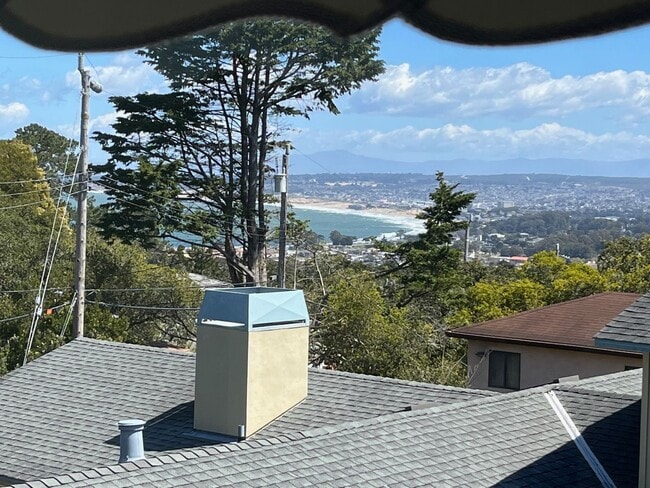 Photo - Great Four Bedroom, Three Bathroom House in Monterey