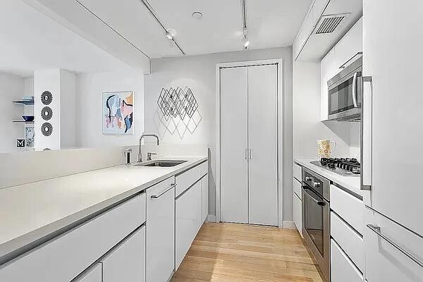 Photo - 50 Franklin St Unit 6B